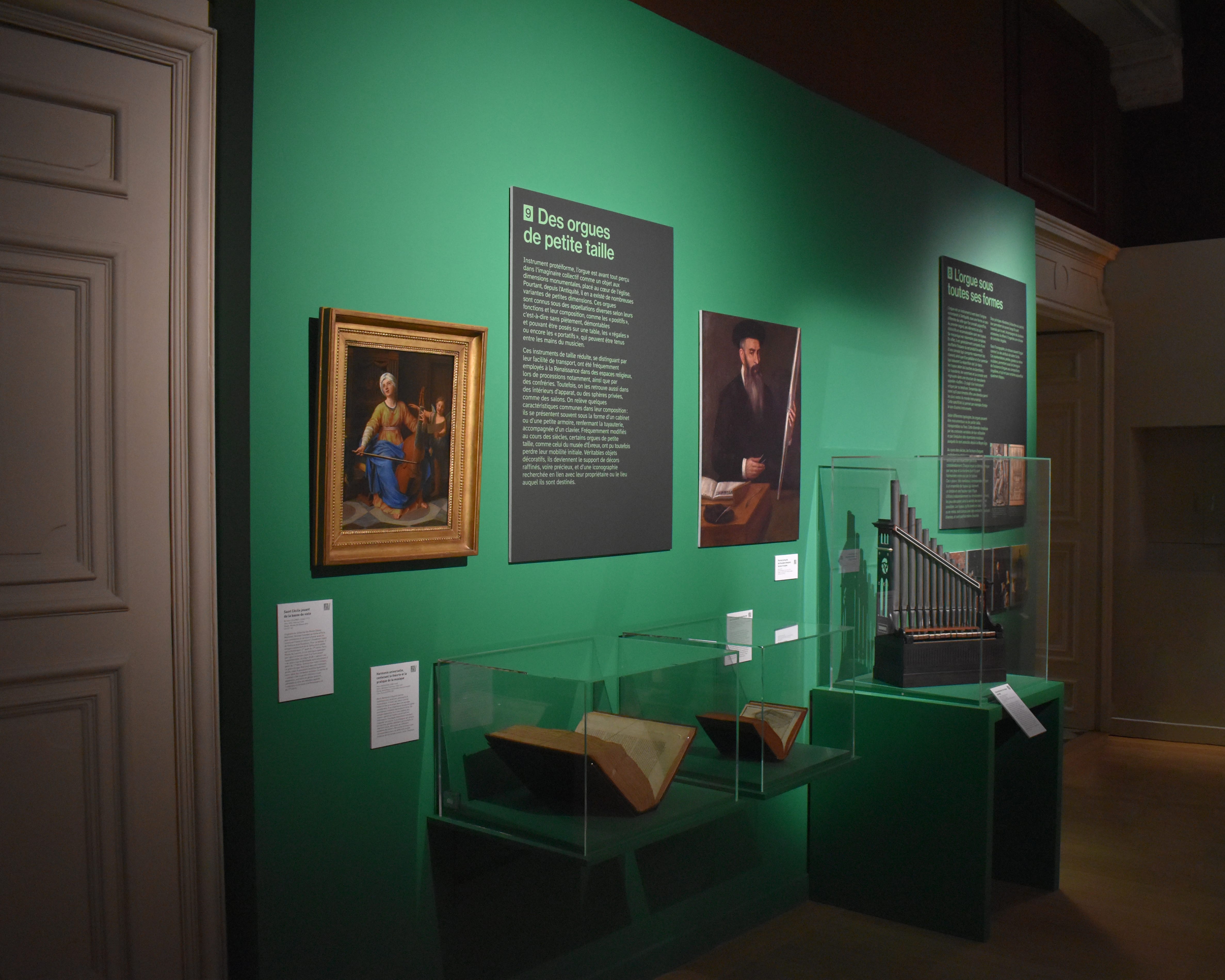 Exposition Musée d'Évreux, panneaux de salle