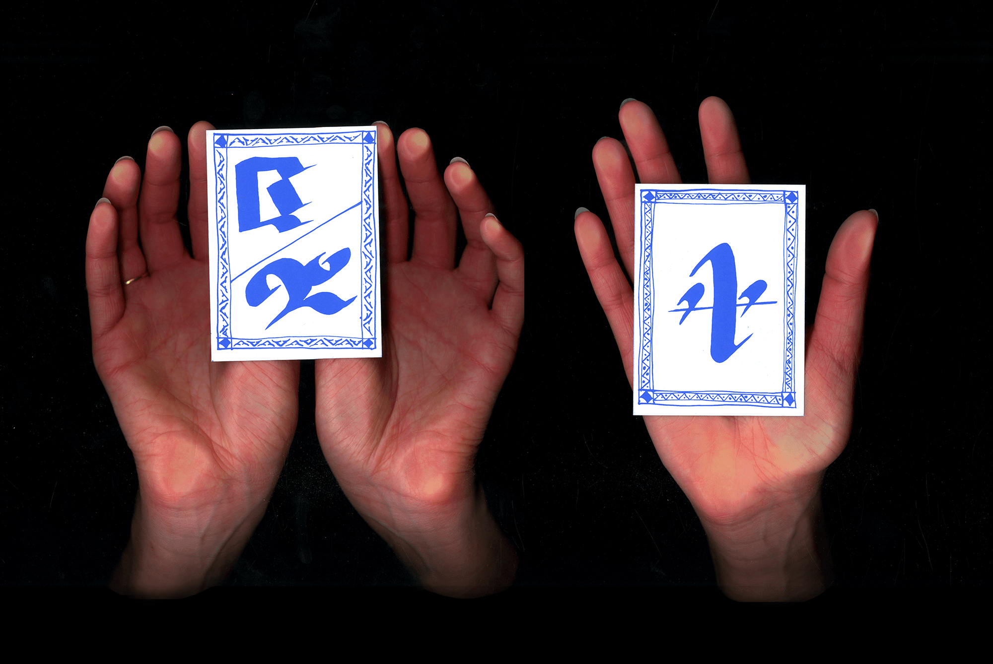 Écriture Imaginaire, détail de deux cartes moyennes avec symboles